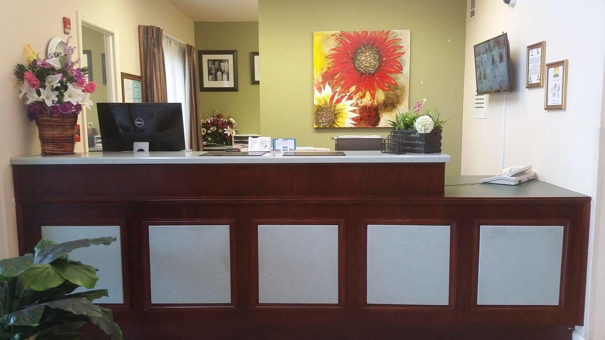 The Rutledge Inn Luverne 외부 사진